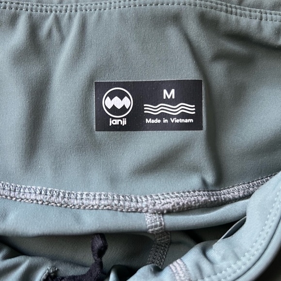 Janji Green Athletic Leggings - Picture 8 of 10